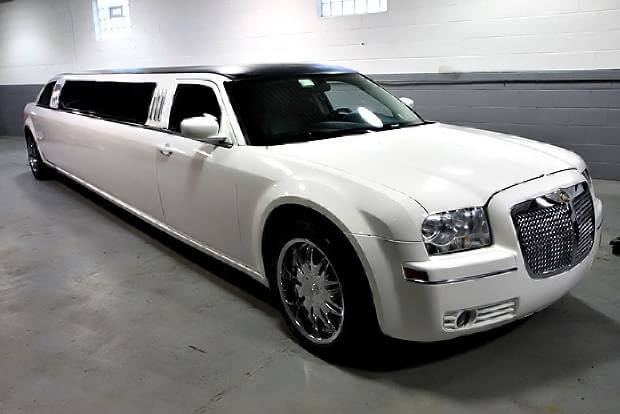 Limo Service Elgin IL - Live Online Rental Prices Elgin Illinois